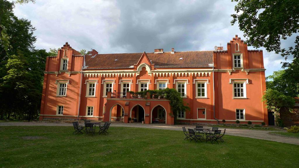 Zamek Rynkowka Panzió Kültér fotó